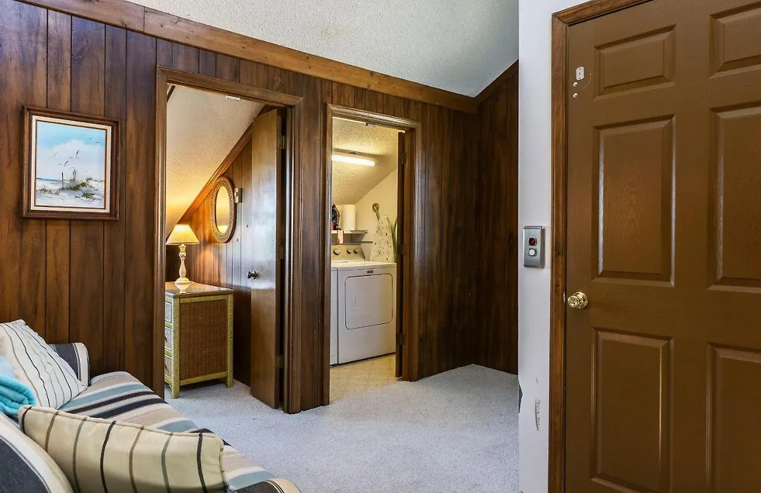 Southern Breeze By Oak Island Accommodations-1