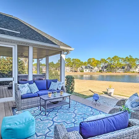Waterfront Southport Home With Hot Tub And Deck!-3