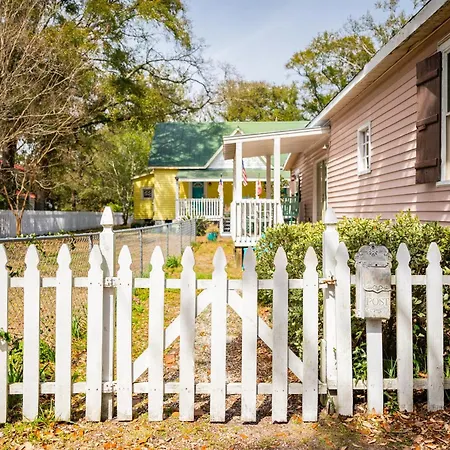 Candy Store House By Oak Island Accommodations-3
