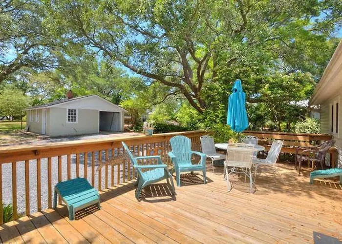 411 W West Street Villa Southport