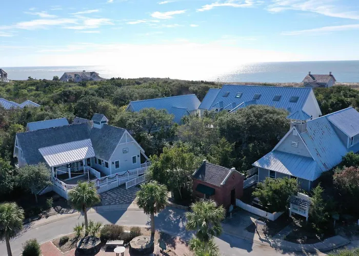 About The View Villa Southport